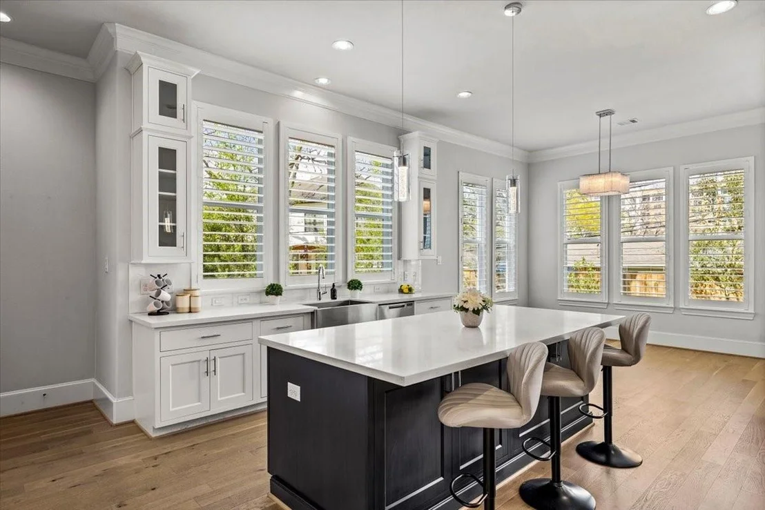 Photo of 4122 Levonshire Drive