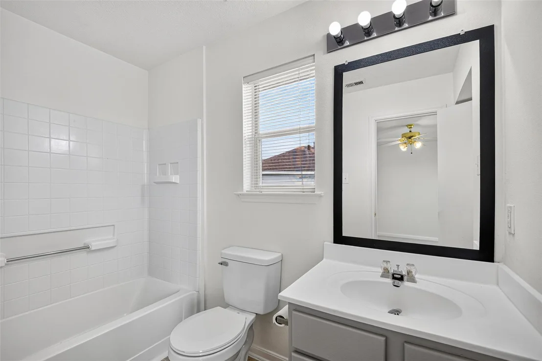 Photo of 5507 Violet Path Lane