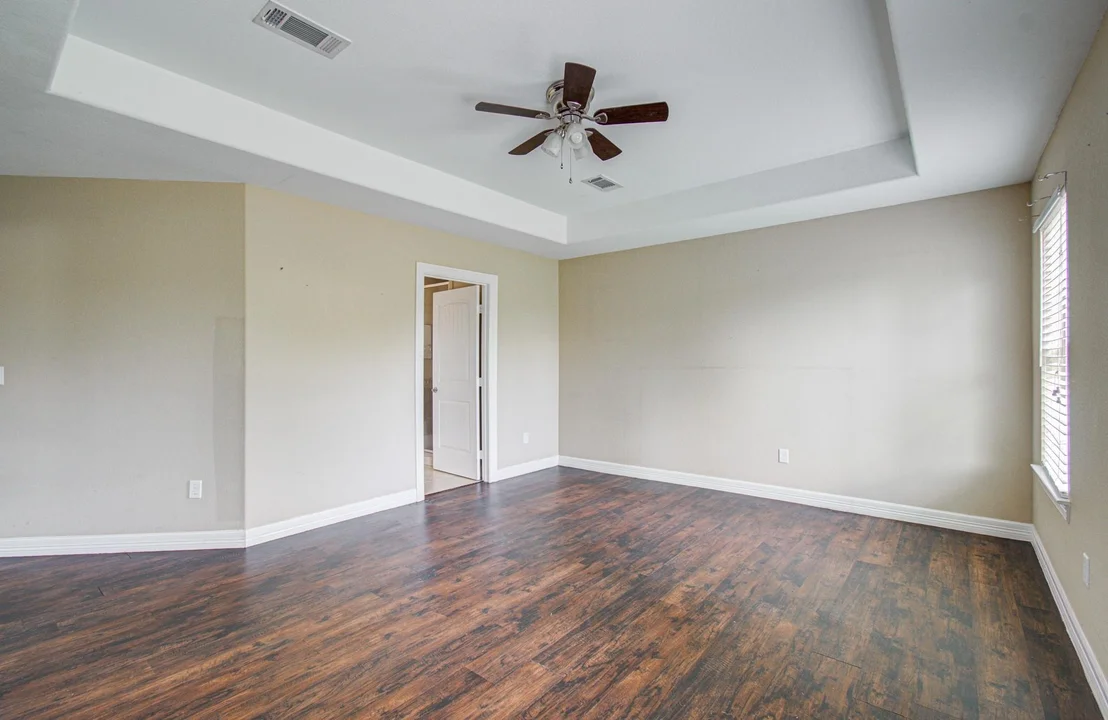 Photo of 406 Elm Lake Drive