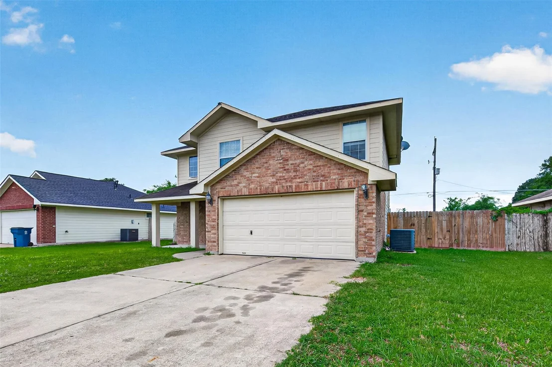 Photo of 707 Mockingbird Street