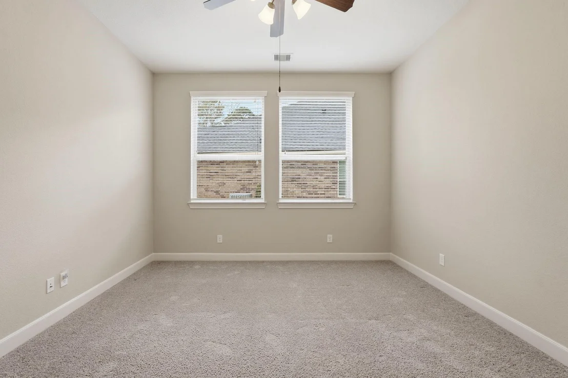 Photo of 4835 Bayou St John