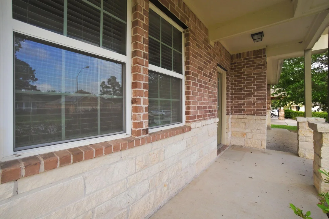 Photo of 984 Arbor Glen