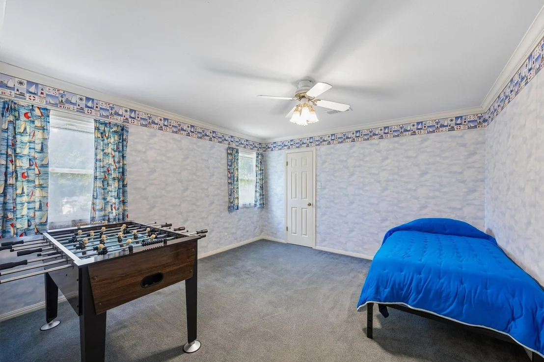 Photo of 1003 Eagle Lake Road