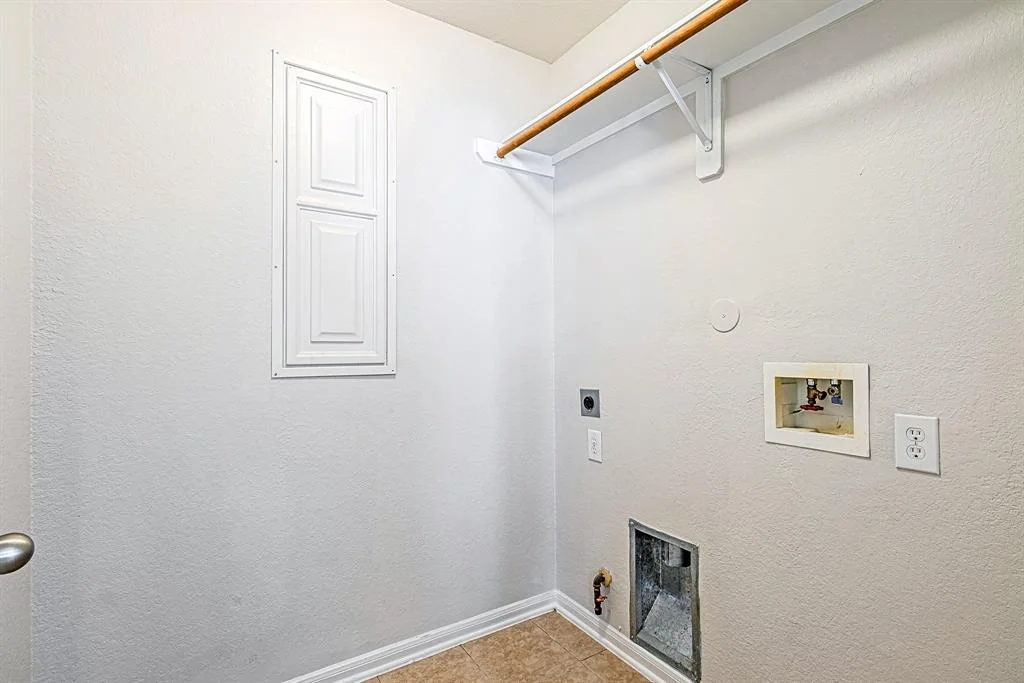 Photo of 9614 Summer Laurel Lane