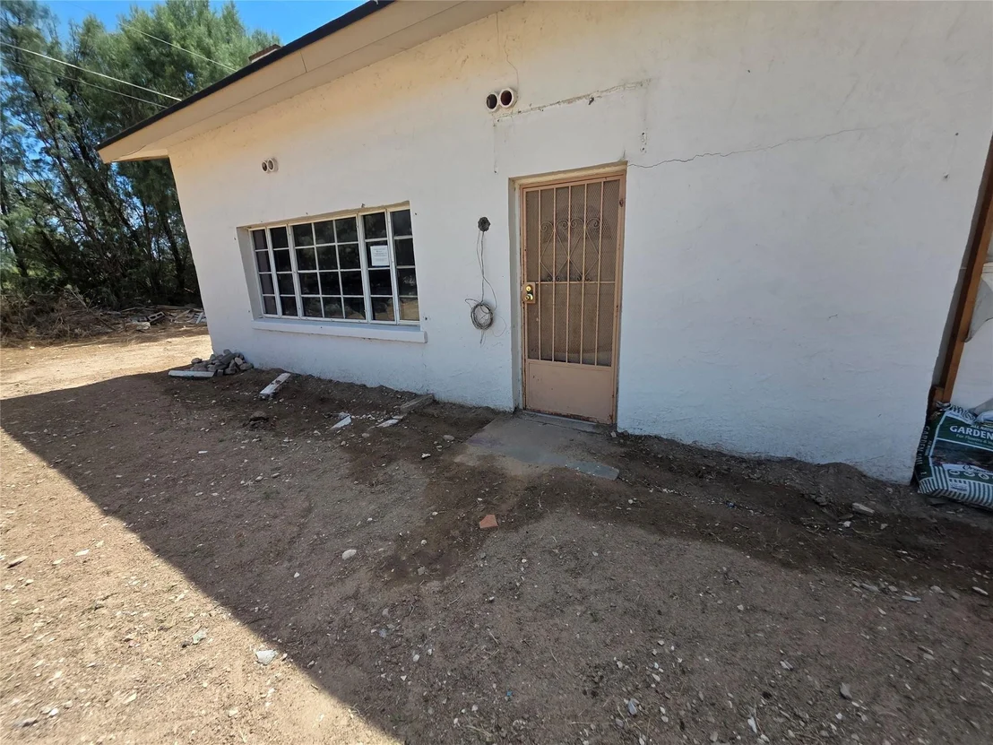 Photo of 7833 Kiely Road