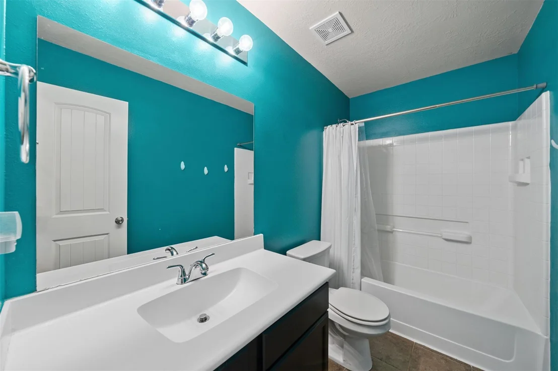 Photo of 260 Kellyn Court