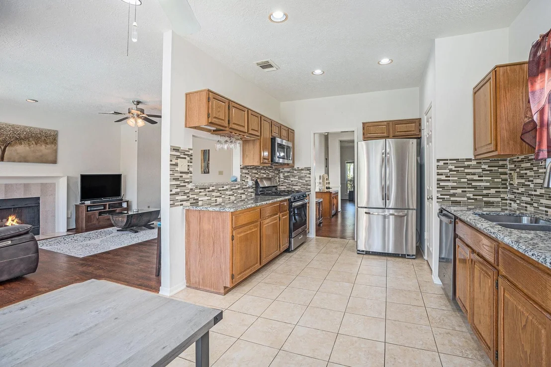 Photo of 1003 Glenview Drive