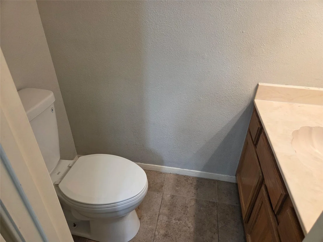Photo of Unit 106 at 3780 Tanglewilde Street