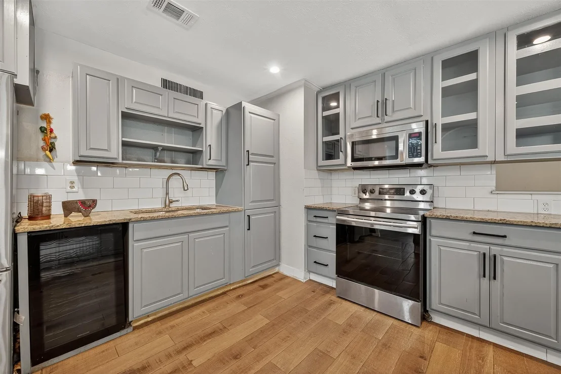 Photo of 5039 Shadowridge Drive