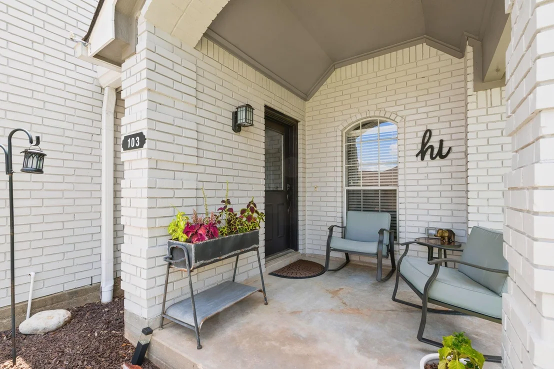 Photo of 103 Cove Place