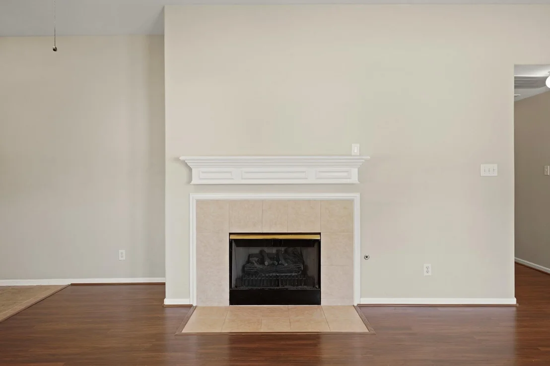 Photo of 2715 Silk Tree Lane