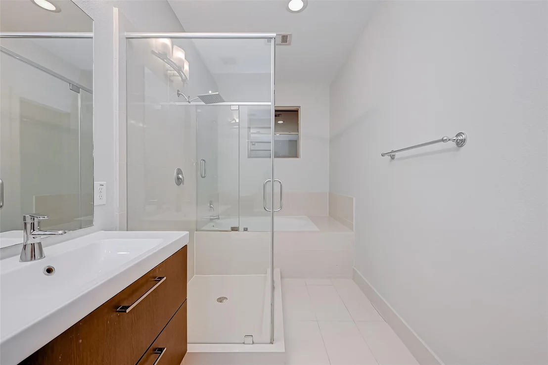 Photo of 5111 Cornish Street