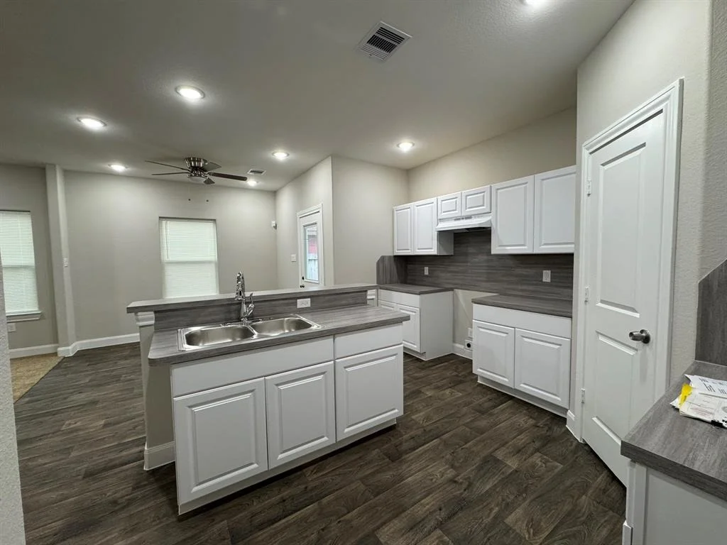 Photo of 7919 Fields Street