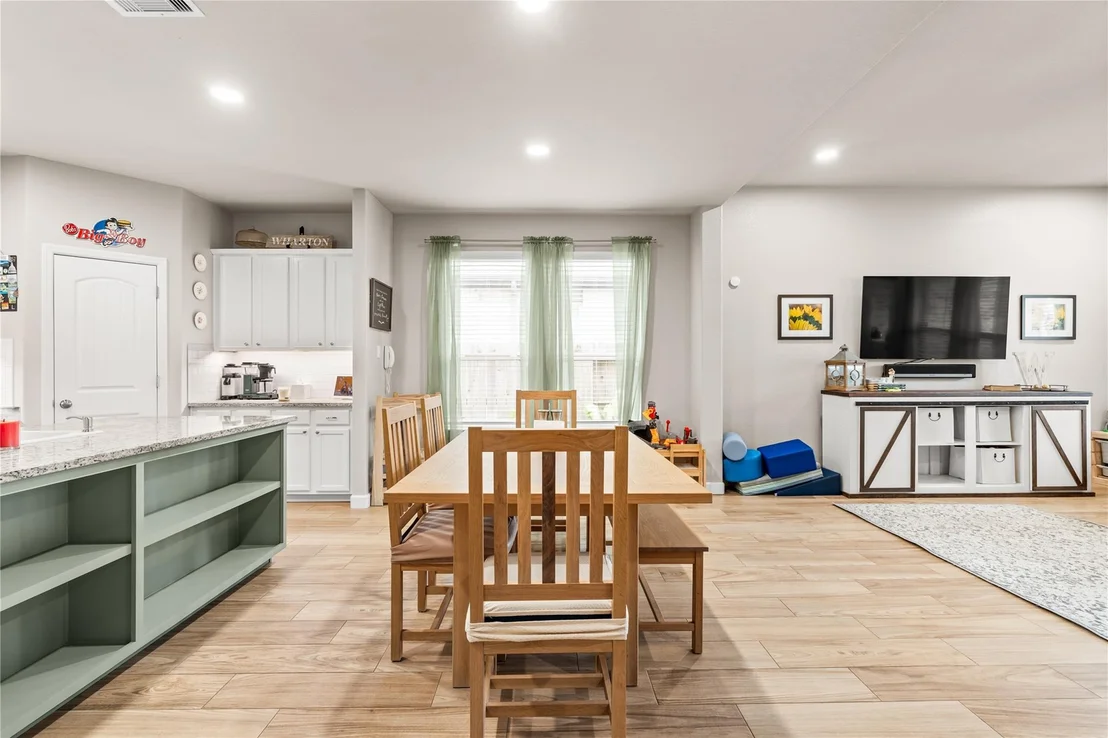 Photo of 8910 Beacon Mill Drive