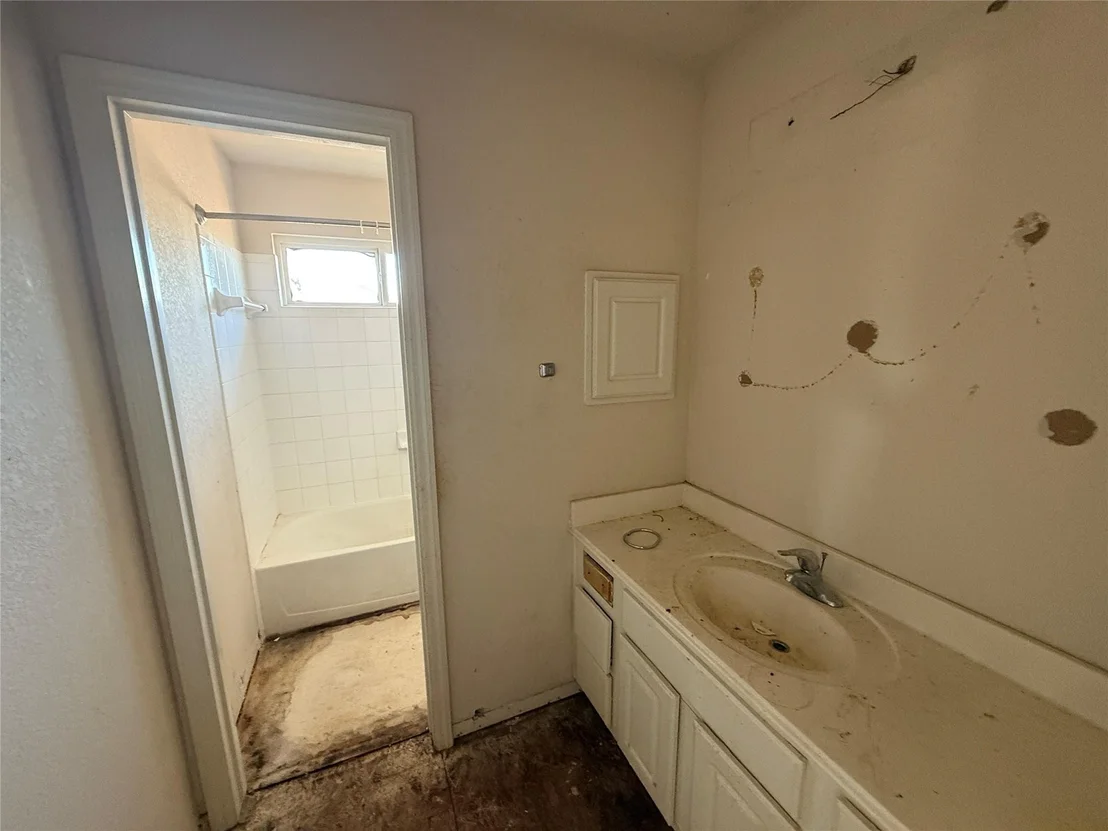 Photo of 5210 Benton Drive