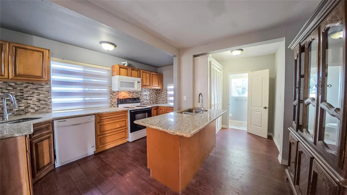 Photo of 676 County Road 426