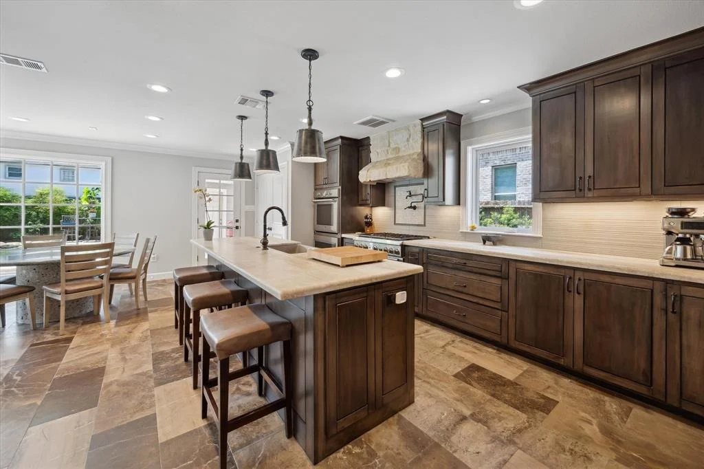 Photo of 14843 Oak Bend Drive