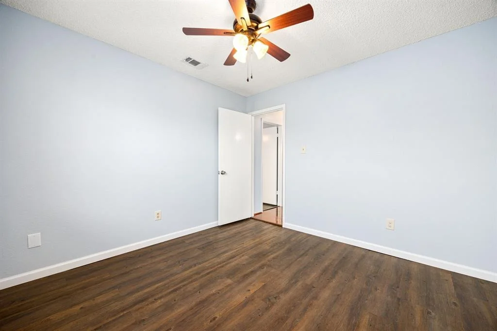 Photo of 12027 Fairpoint Drive