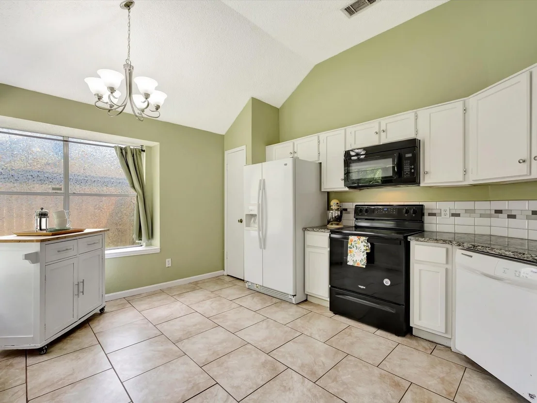 Photo of 5521 Winding Brook Drive