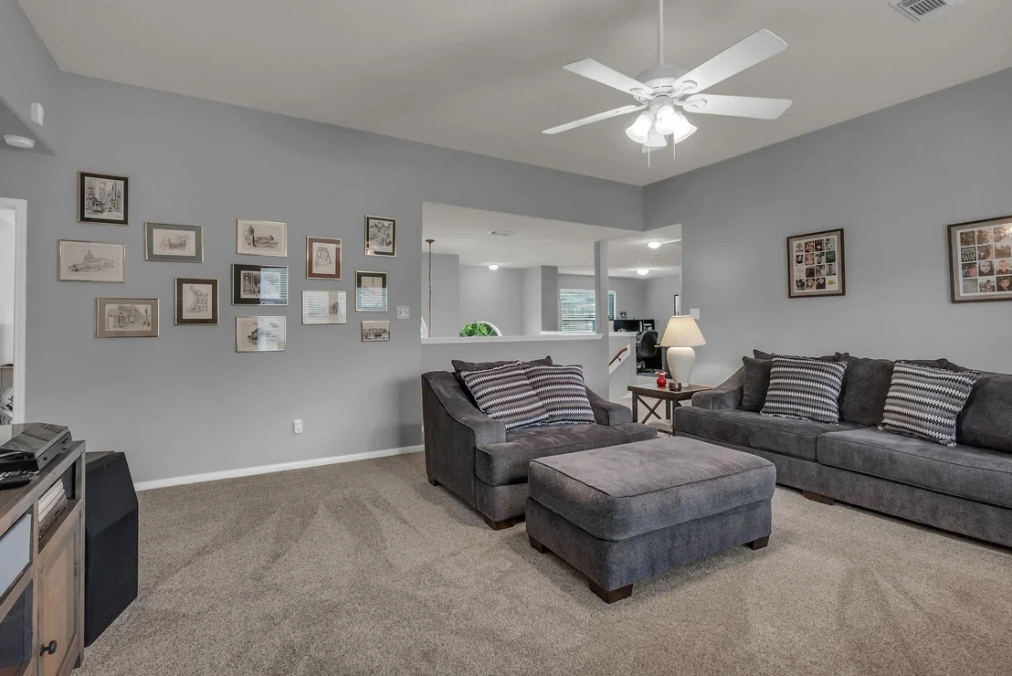 Photo of 6910 Grant Drive