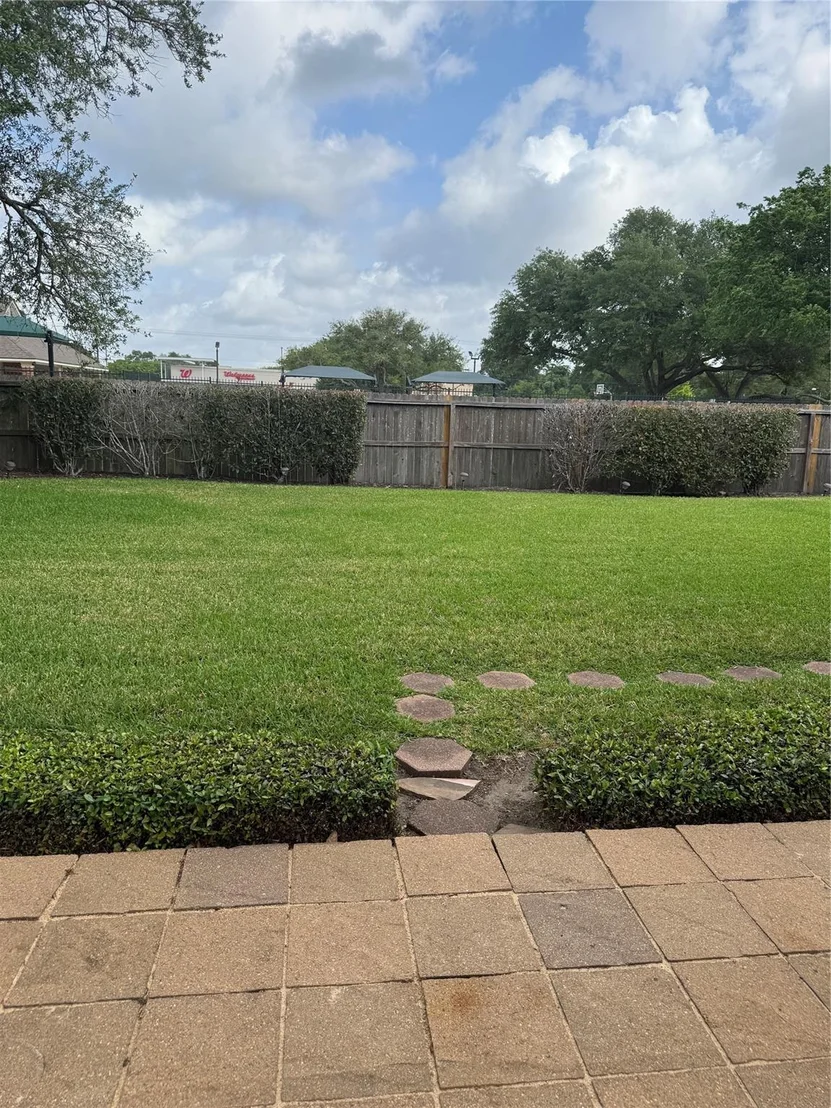 Photo of 205 Rustic Oaks Drive