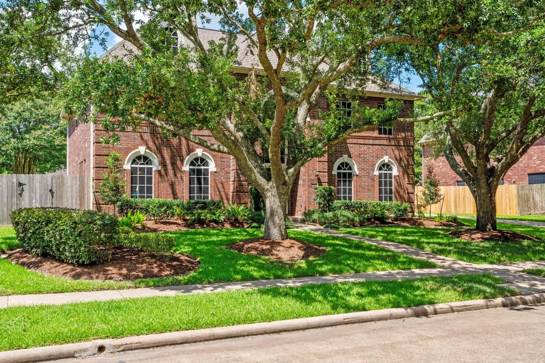 Photo of 1808 Brookside Drive