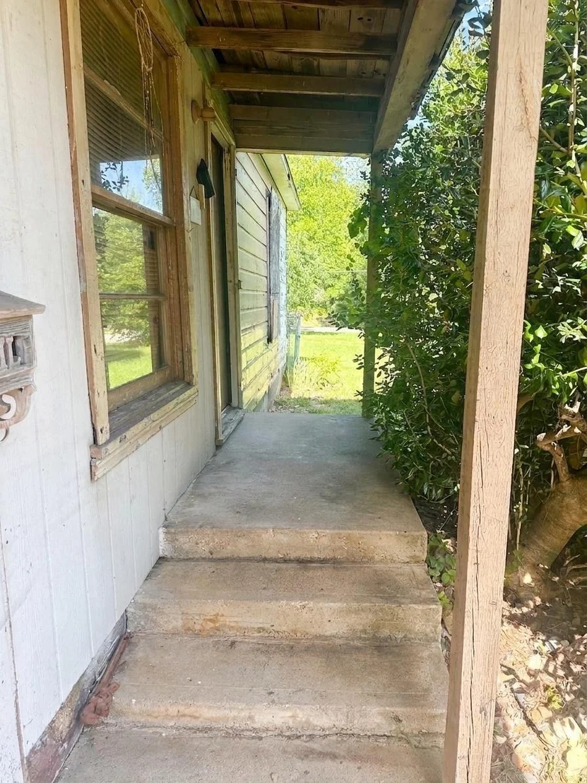 Photo of 1605 W Johnson Street