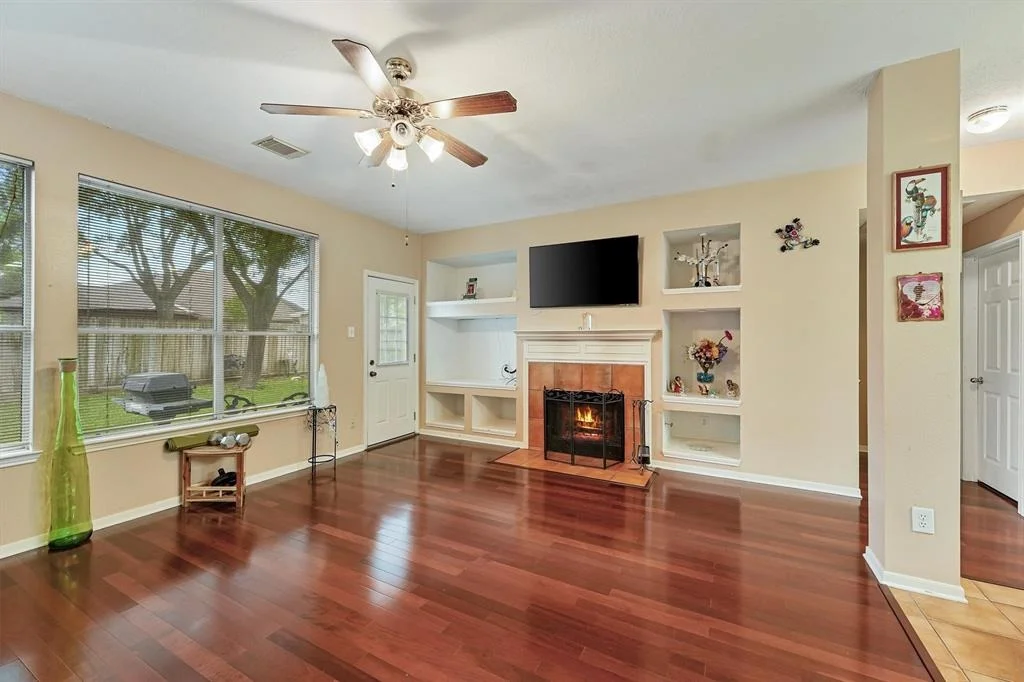 Photo of 9911 Goldenglade Drive