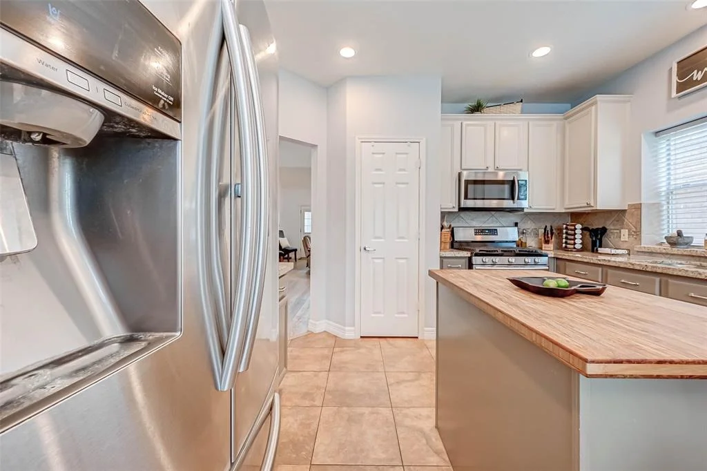 Photo of 14507 Huntmont Drive