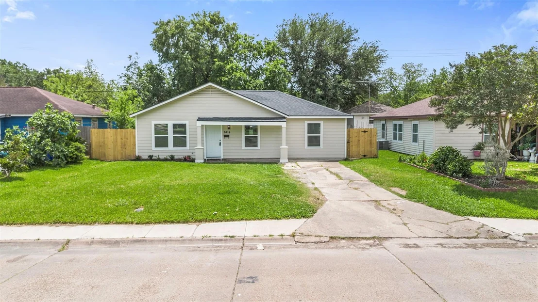 Photo of 2616 Windsor Lane