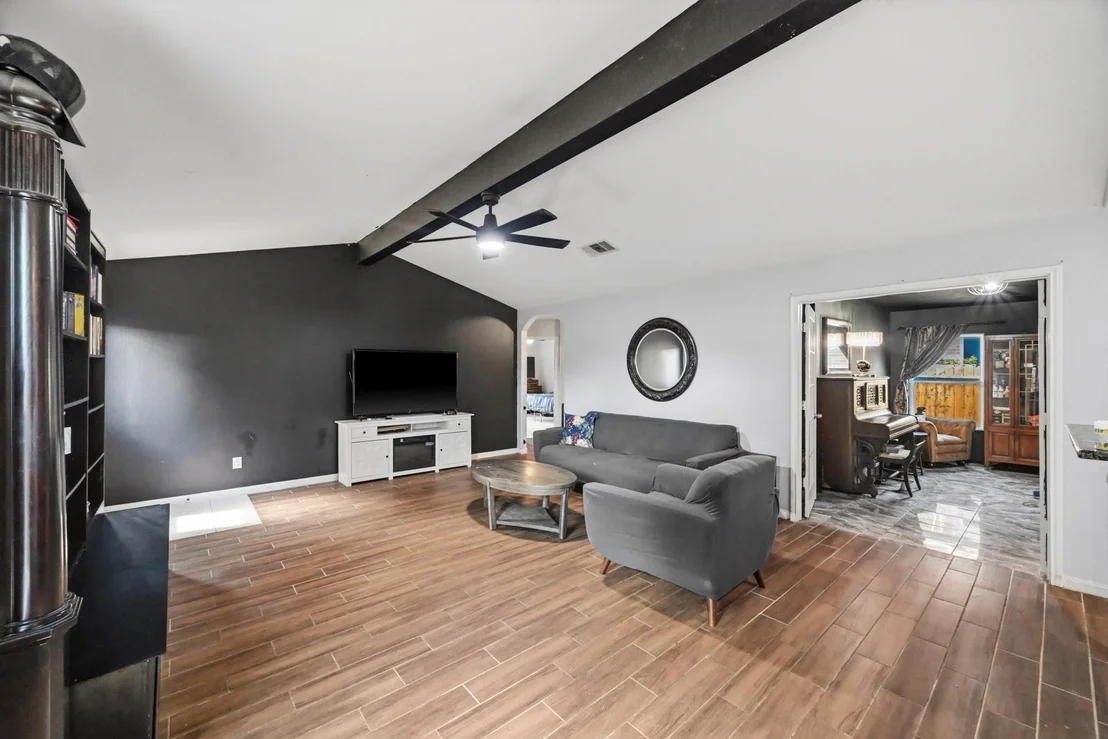 Photo of 22423 Bauer Canyon Drive