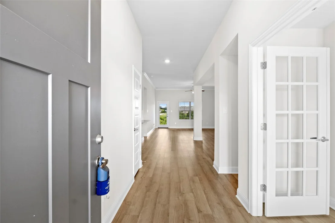Photo of 4320 Leslie's Way