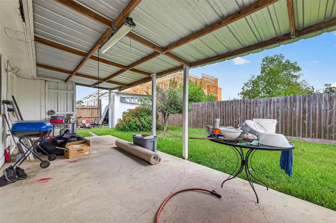 Photo of 3501 Riverside Drive