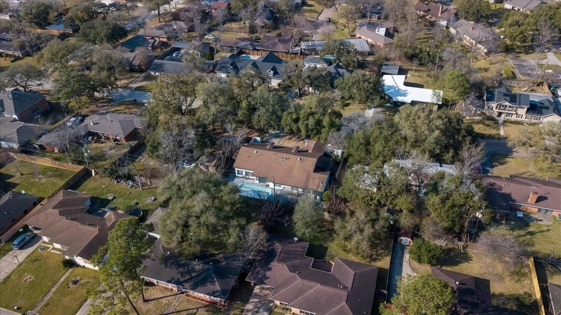 Photo of 7916 Glenview Drive