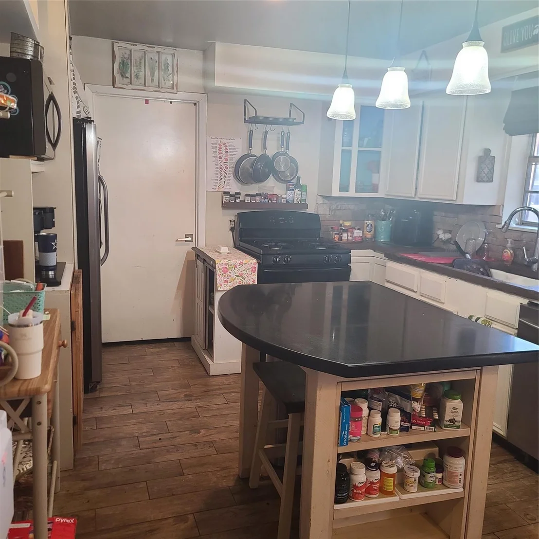 Photo of 2891 Avenue M Extended