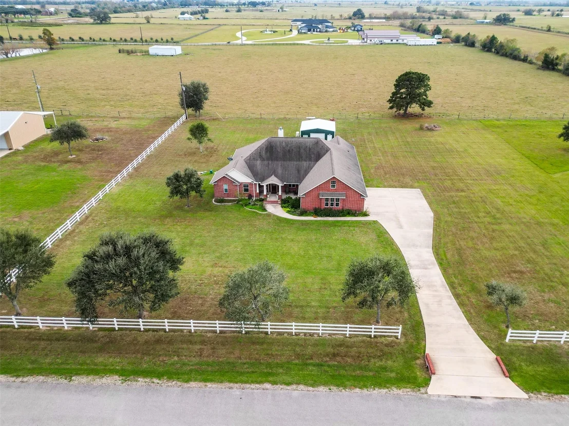 Photo of 32027 Meadow View Lane