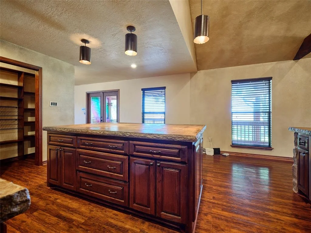 Photo of 5140 Baker Road