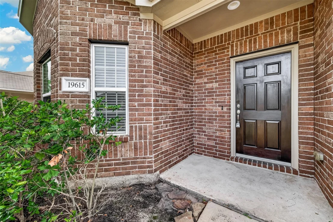 Photo of 19615 Iris Manor Court