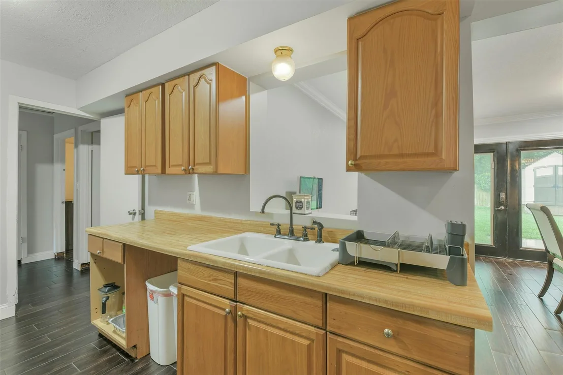 Photo of 6806 Glen Rock Drive