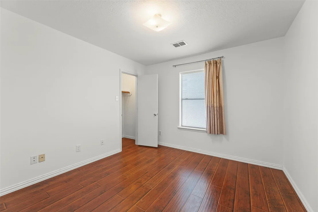 Photo of 8252 Golf Green Circle