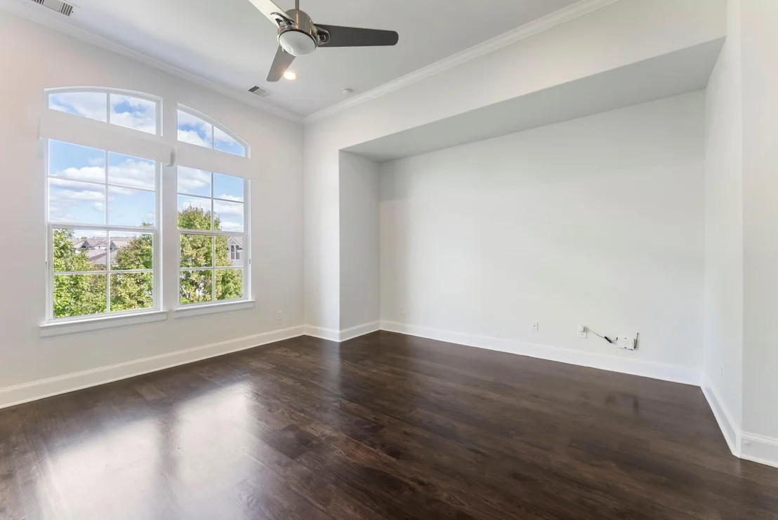 Photo of 130 Gateway Park Place