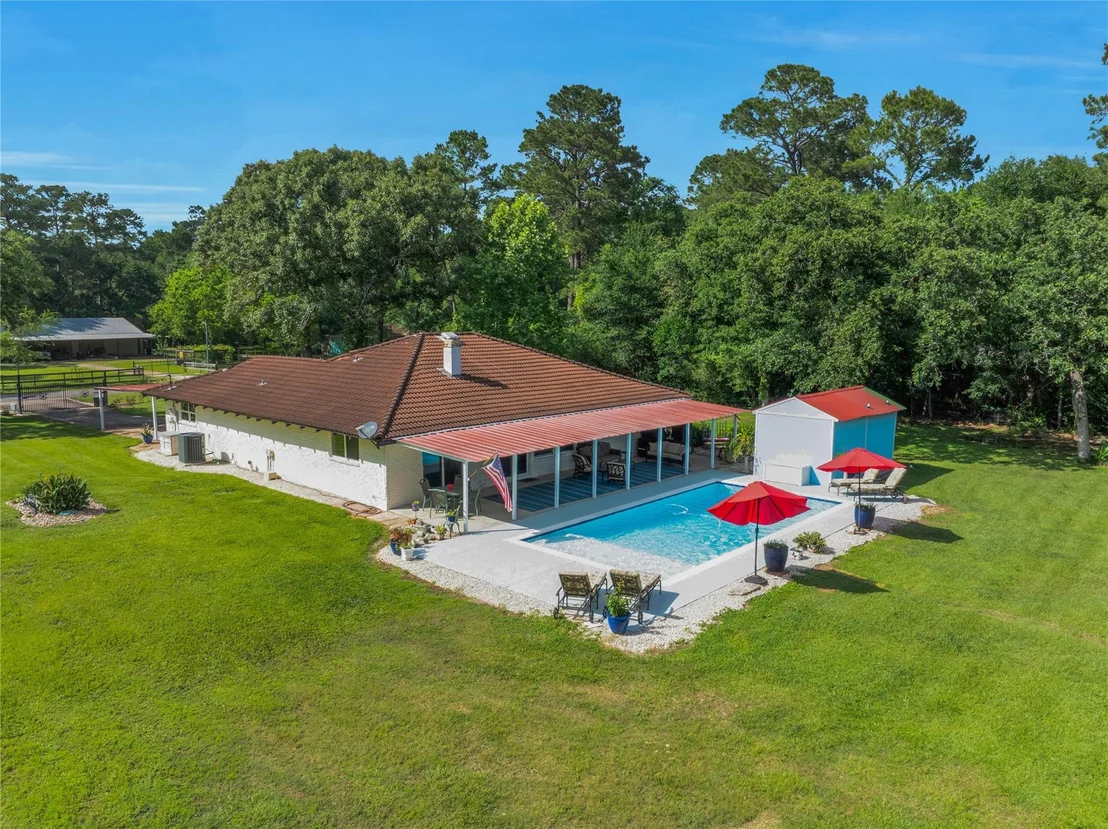 Photo of 23519 Saxon Way