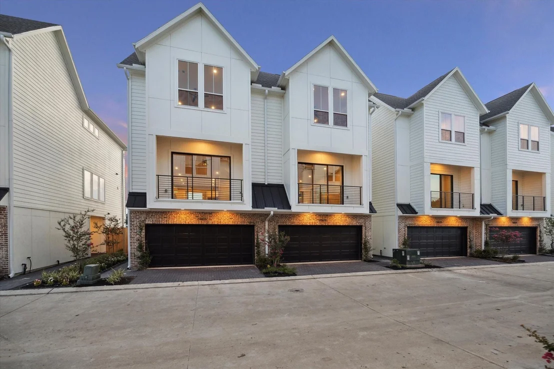 Photo of 10618 Cascade Ledge Lane