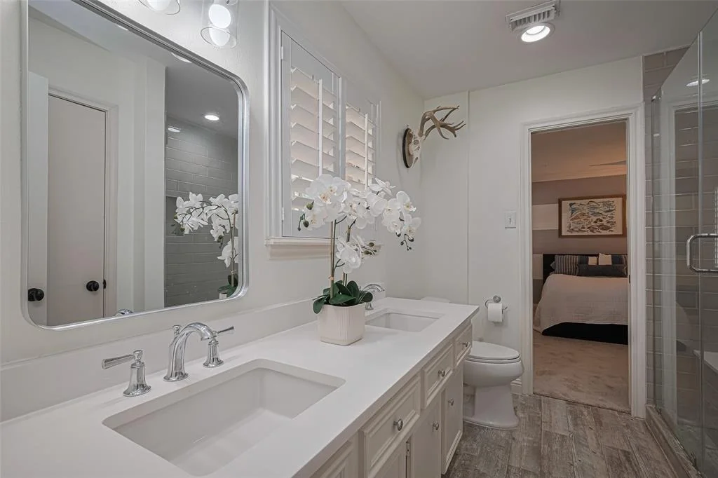 Photo of 14711 Carolcrest Drive