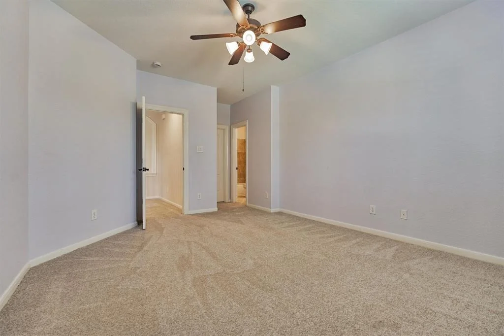 Photo of 18 N Fair Manor Circle