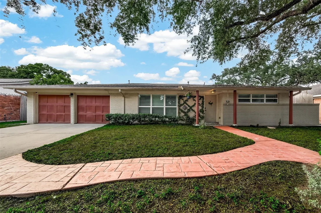 Photo of 4814 Omeara Drive