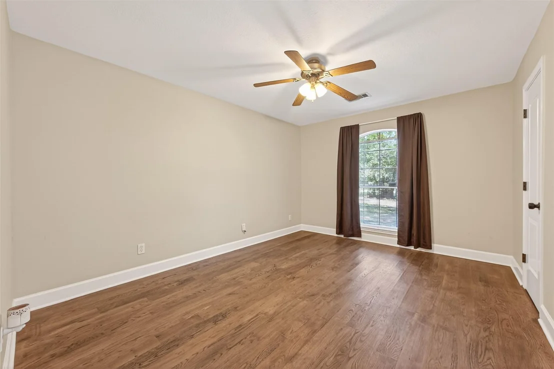 Photo of 18510 Belle Cote Drive