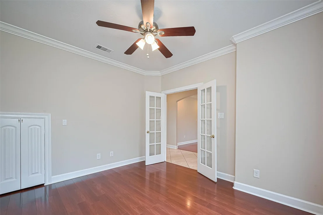 Photo of 2409 Spears Drive
