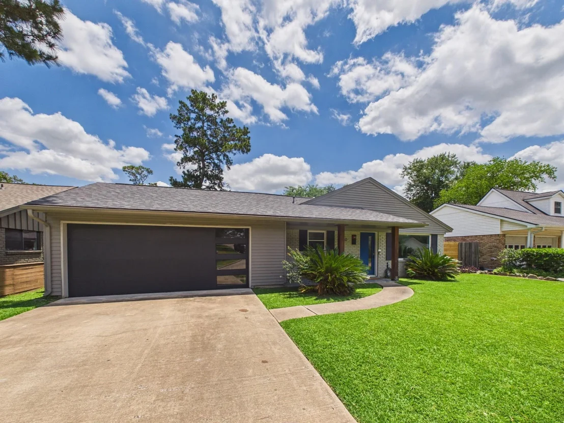 Photo of 1750 Conrad Sauer Drive