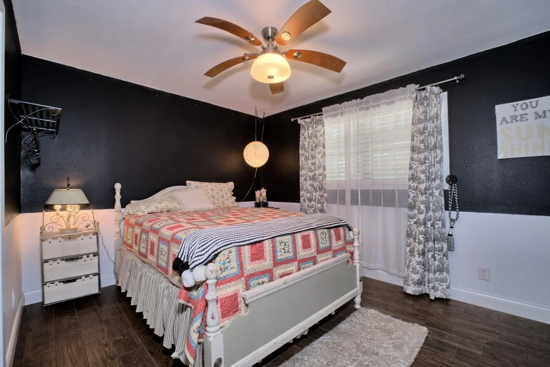 Photo of 385 Cedar Ridge
